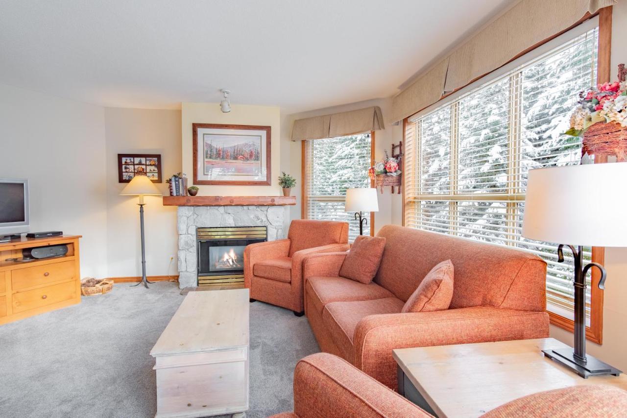 The Best Ski In Ski Out Two Bedroom Condo At Aspens Whistler Zewnętrze zdjęcie