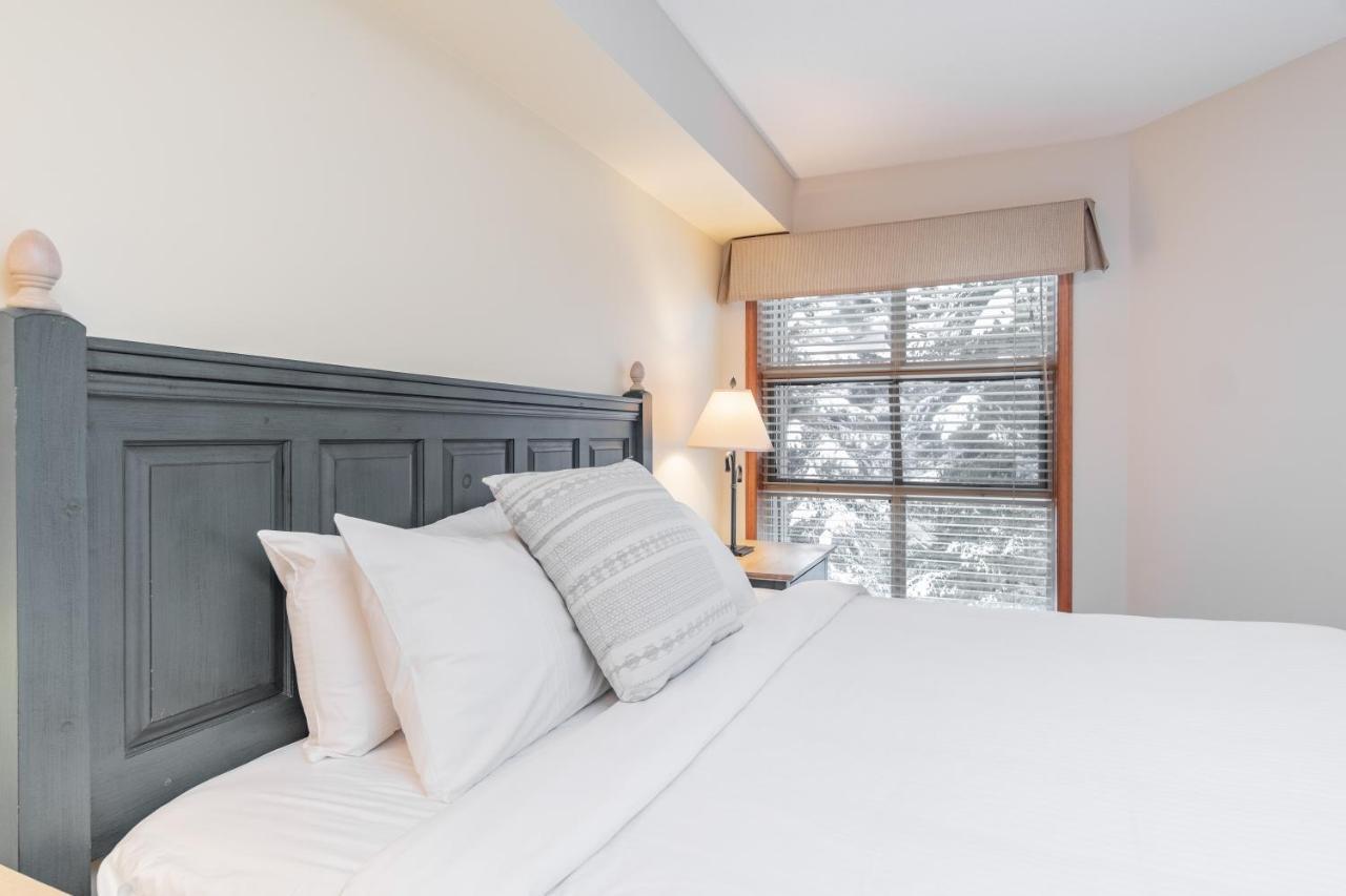 The Best Ski In Ski Out Two Bedroom Condo At Aspens Whistler Zewnętrze zdjęcie
